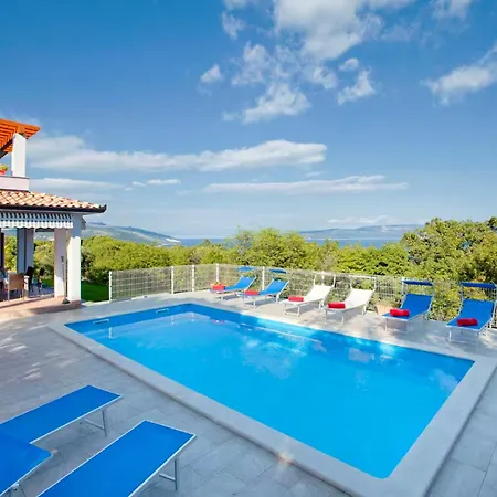 Mirta An Peaceful Escape Near Beaches